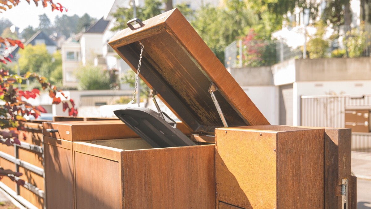 Mülltonnenbox ZITTAU mit Klappdach zur einfachen Befüllung von oben