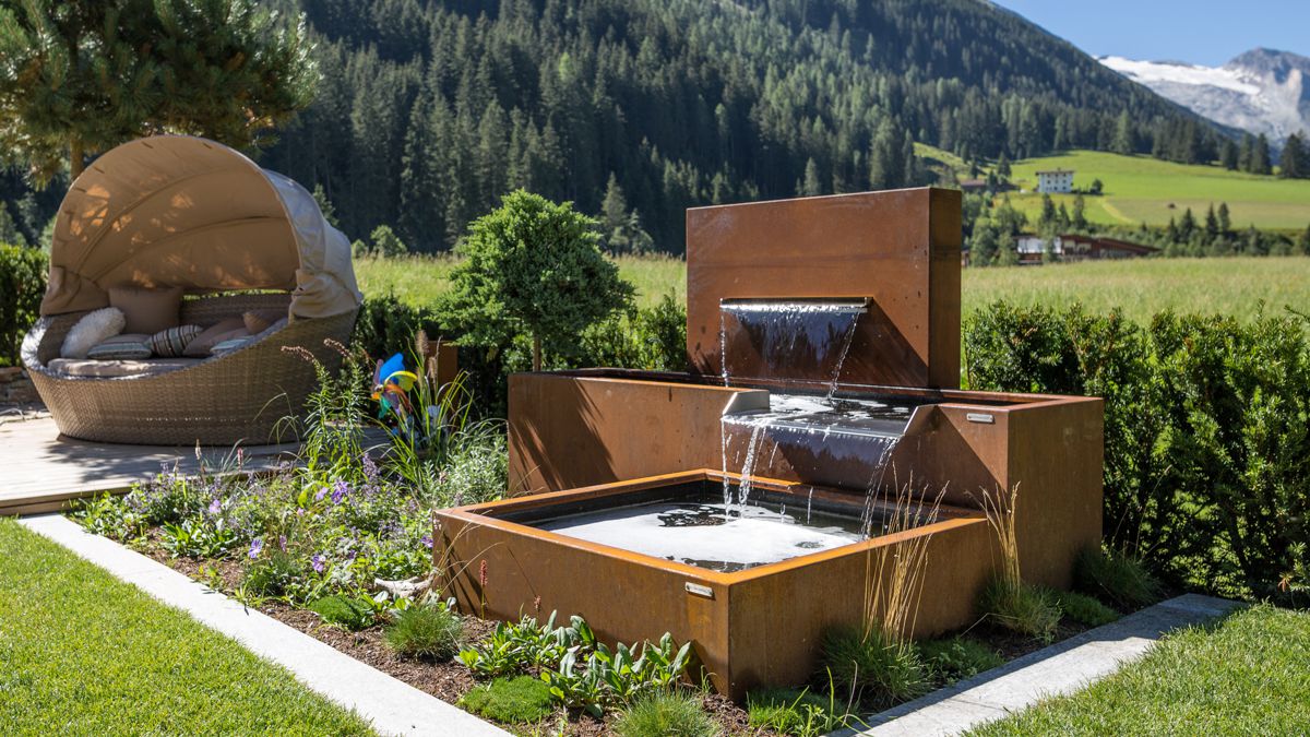 Kaskadenbrunnen AQUA LINEA mit Überlaufbecken, Modell Klassik