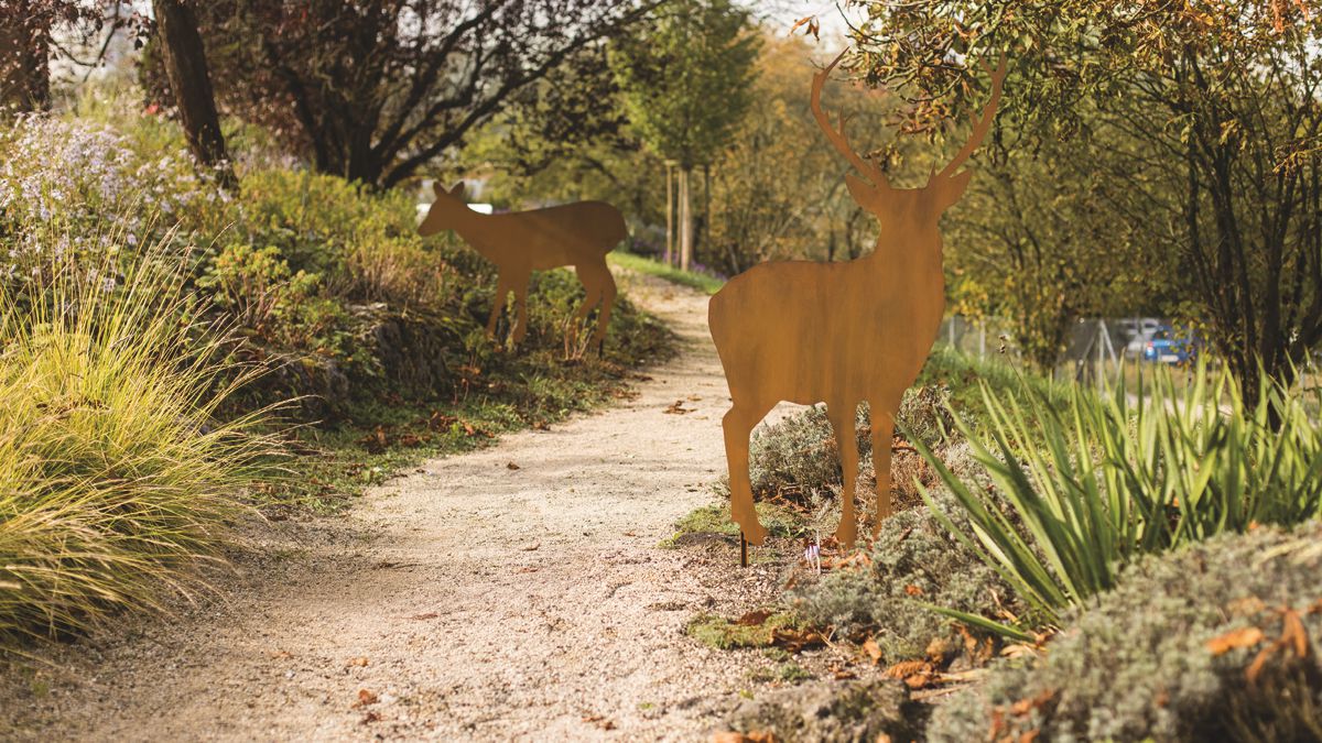 Gartenfiguren FIGURA, Motive Hirsch und Reh