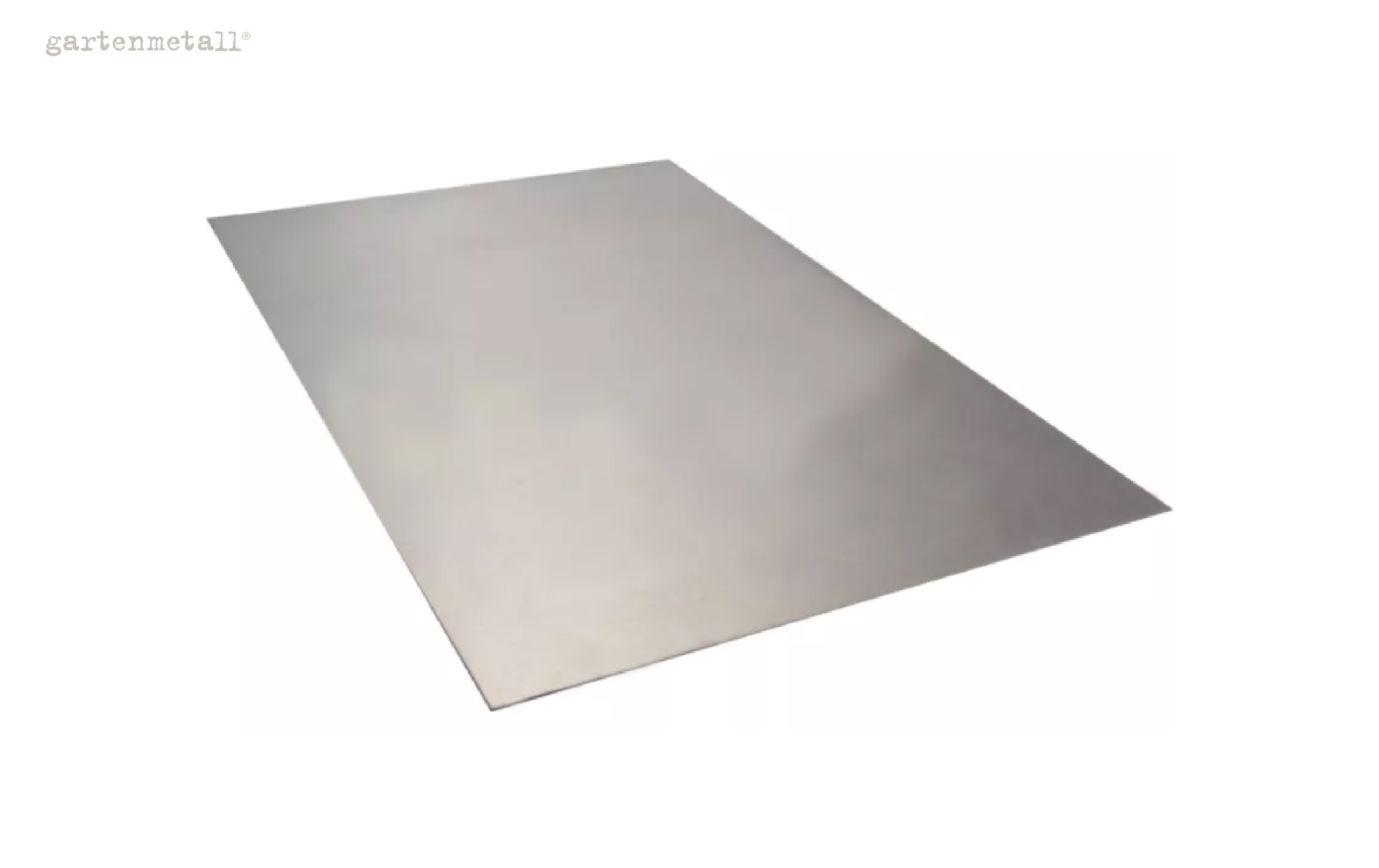 Eine graue Metallplatte liegt flach auf weißem Hintergrund. Oben links steht der Text: 'gartenmetall®'.