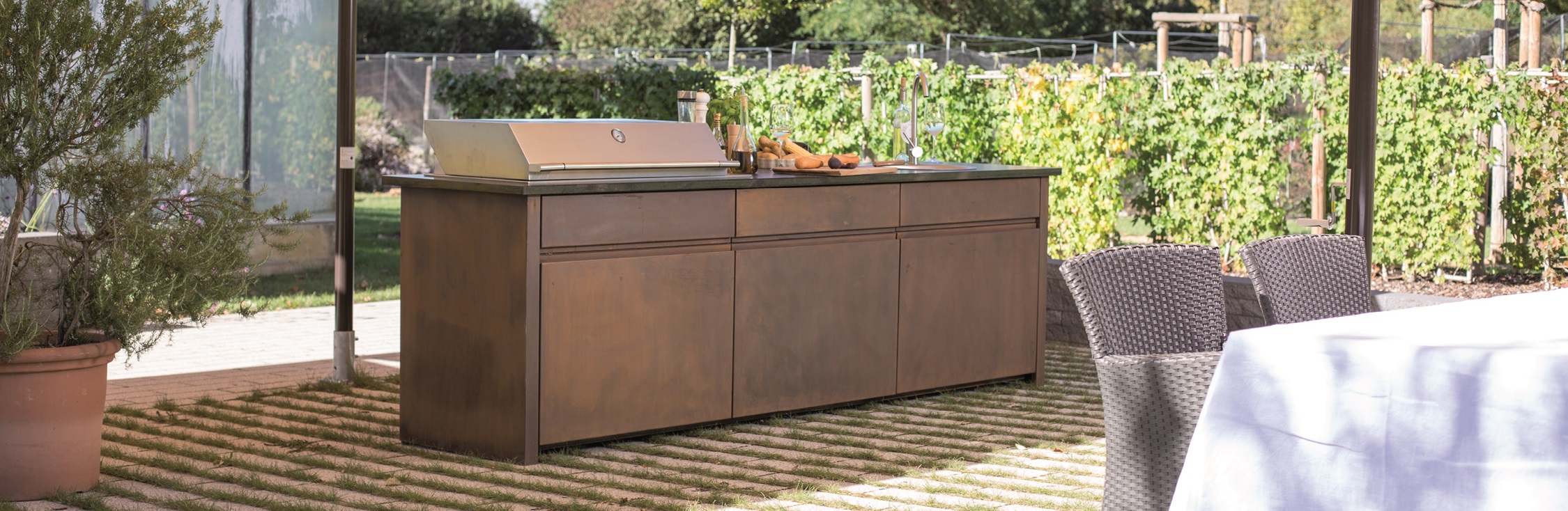 Gartenküche ELBA mit Gasgrill und Spülbecken