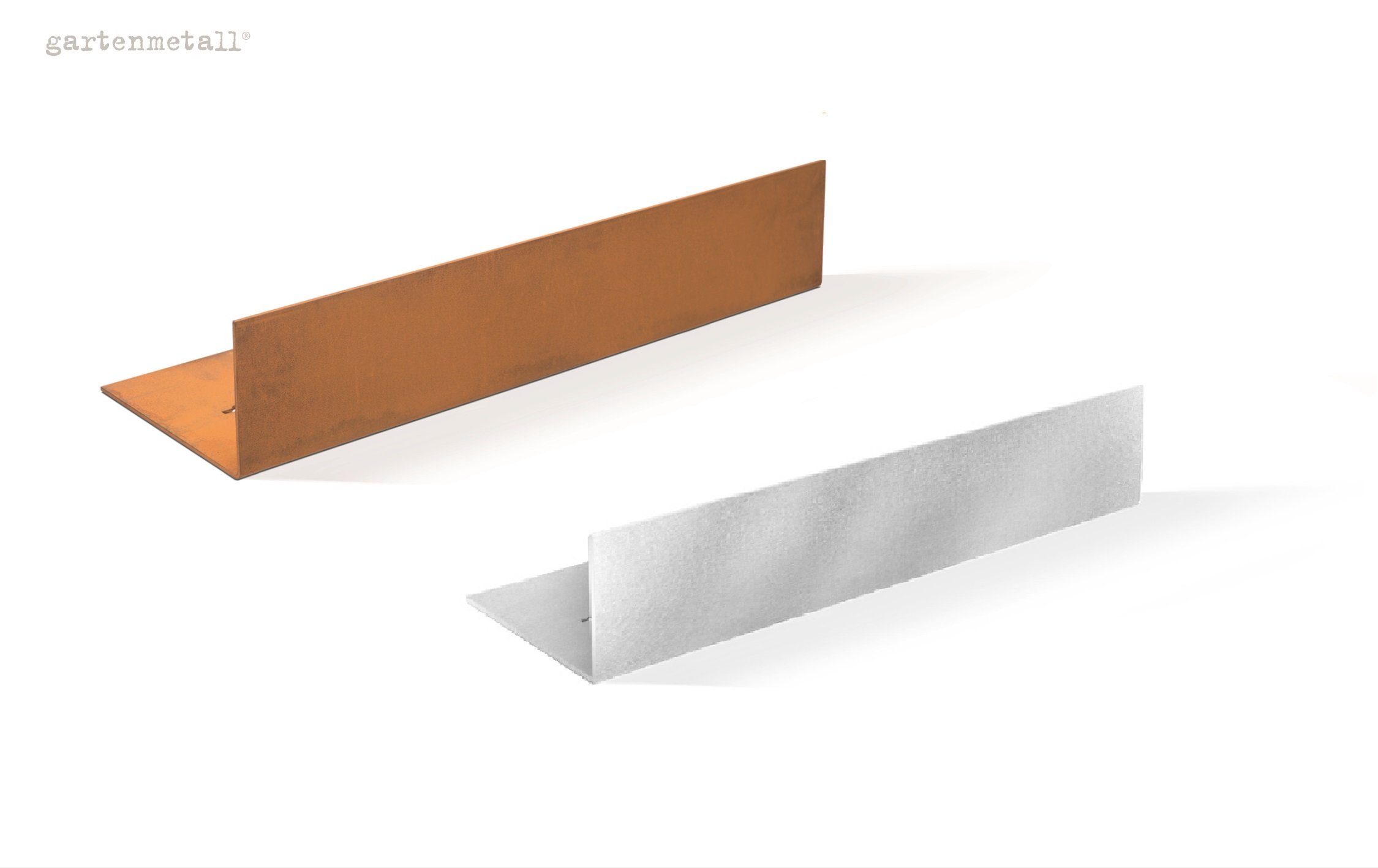 Zwei Metallwinkel, in Rost- und Aluminiumoptik, liegen parallel auf weißem Hintergrund. Oben links befindet sich der Schriftzug 'gartenmetall®'.